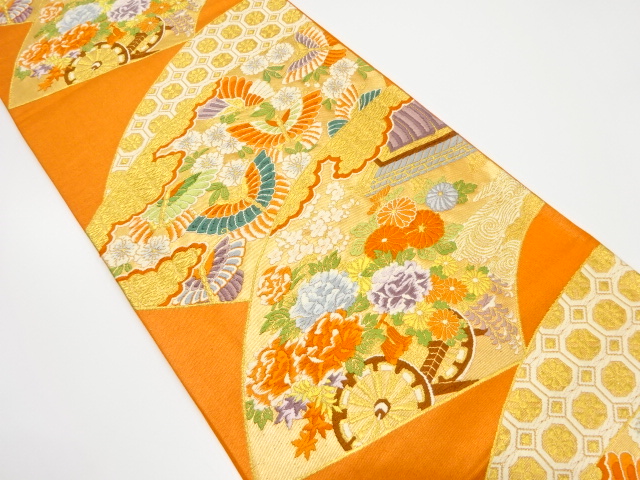 地紙に花車・蝶模様織り出し　袋帯